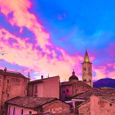 Regina D'Aragona Casa Vacanze Sulmona Luaran gambar