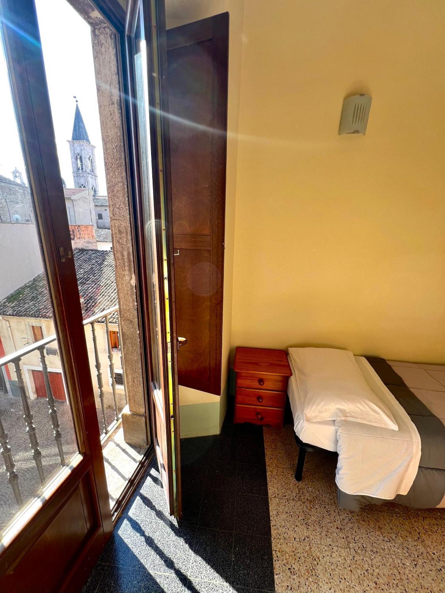 Regina D'Aragona Casa Vacanze Sulmona Luaran gambar