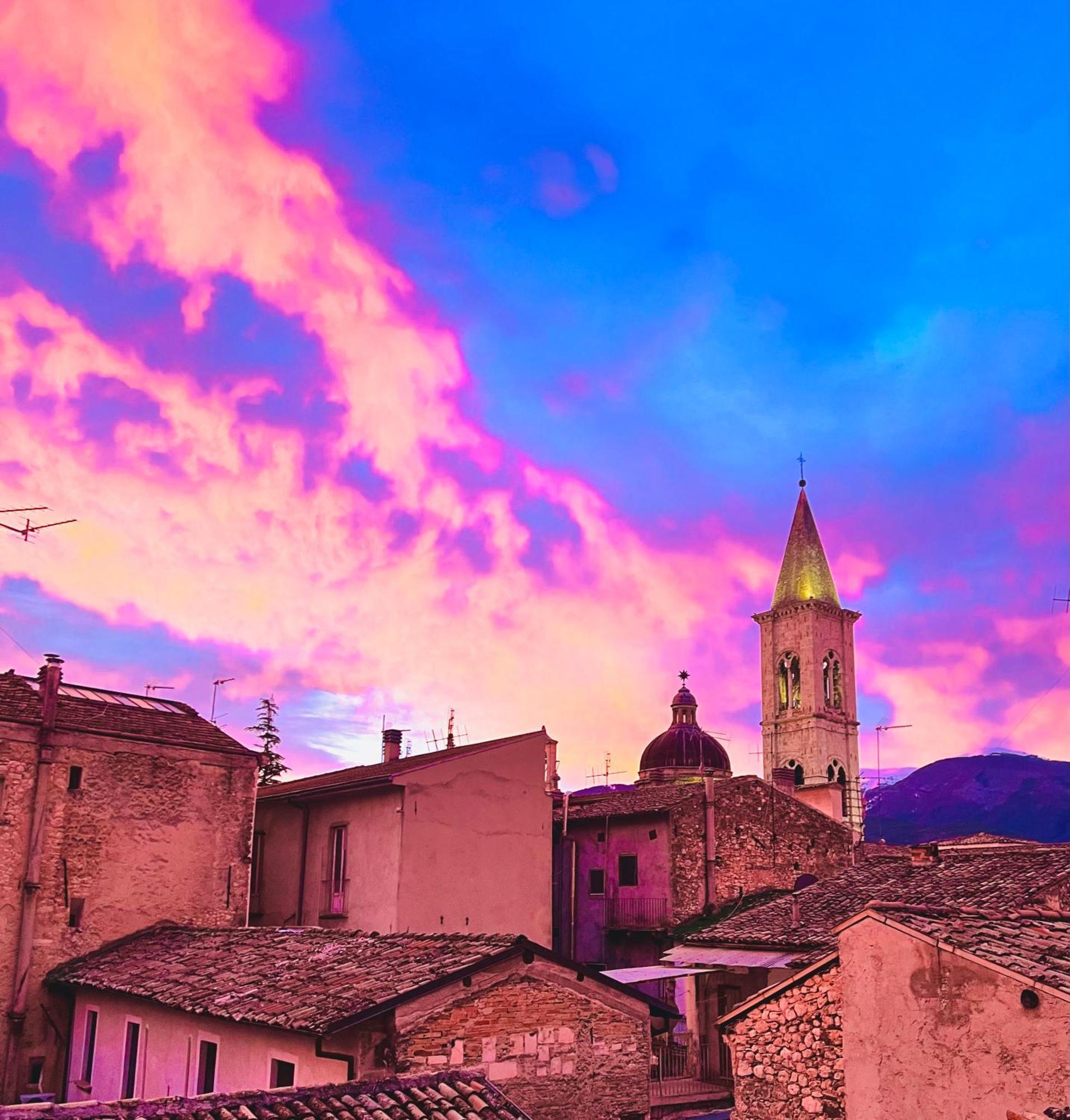 Regina D'Aragona Casa Vacanze Sulmona Luaran gambar